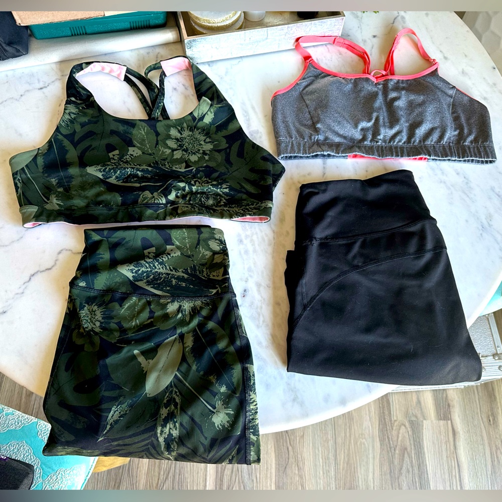 ❗️SOLD❗️OLD NAVY BUNDLE- 2x TOPS & 2x PANTS